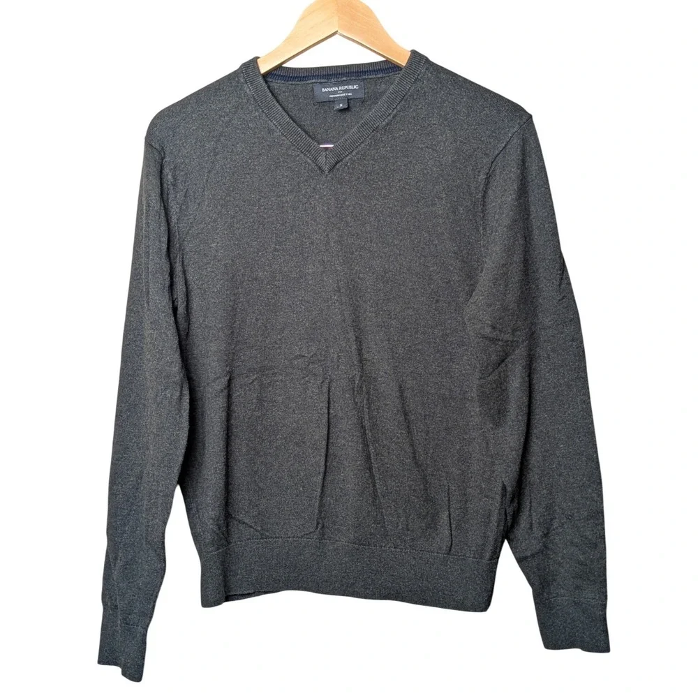 Banana Republic V-Neck Sweater Mens S Grey Luxe Yarn Cotton Silk Cashmere